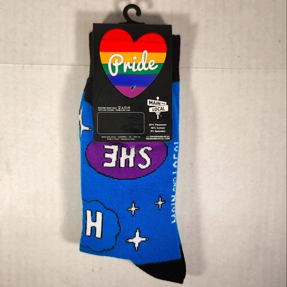 NWT Unisex Main & Local Pronoun Pride Crew Socks - Picture 5 of 6